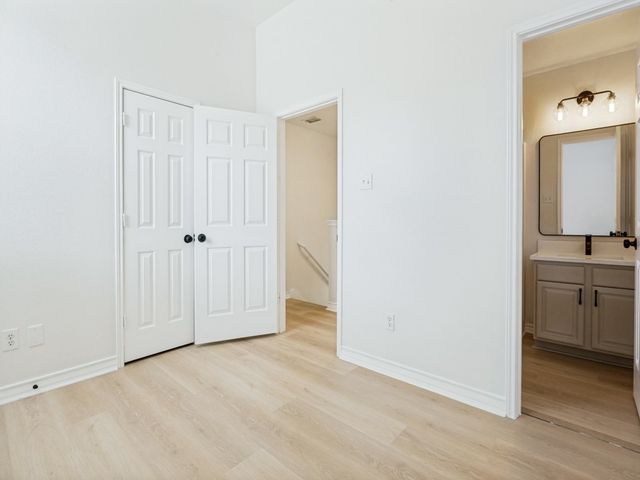 120 Nemo Court, Arlington, TX 76010