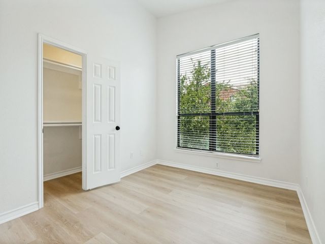 120 Nemo Court, Arlington, TX 76010