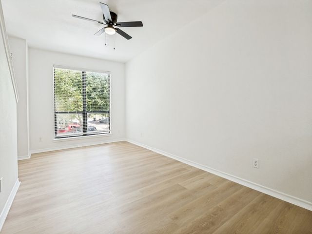 120 Nemo Court, Arlington, TX 76010