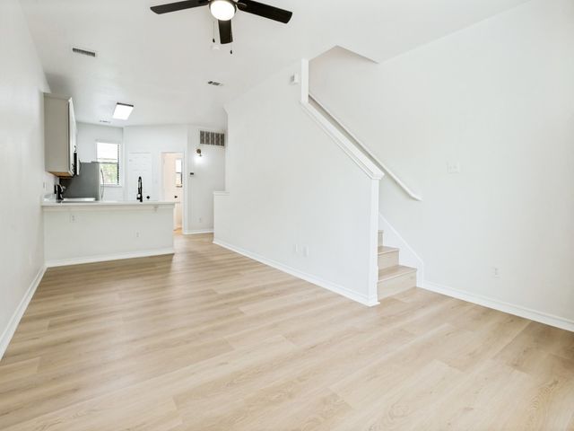 120 Nemo Court, Arlington, TX 76010