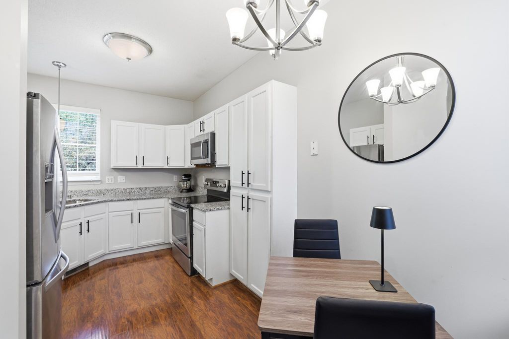 2078 Mainstreet, Hopkins, MN 55343 — photo 3
