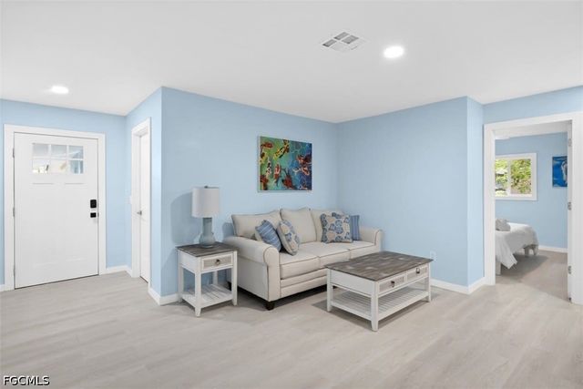 817-819 Indiana AVE, Fort Myers, FL 33908