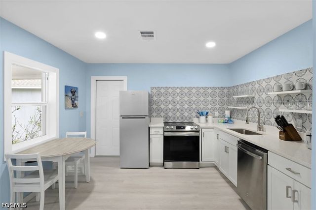 817-819 Indiana AVE, Fort Myers, FL 33908