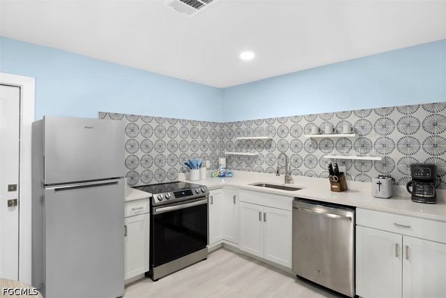 817-819 Indiana AVE, Fort Myers, FL 33908