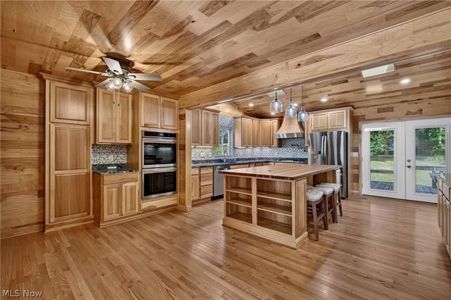5612 Fitch Road, North Olmsted, OH 44070