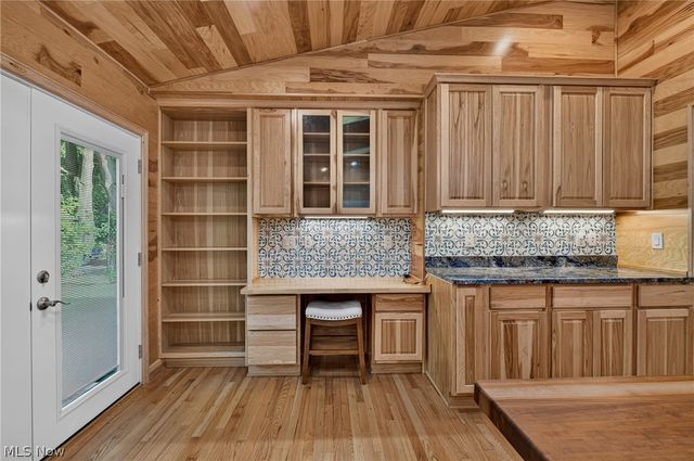 5612 Fitch Road, North Olmsted, OH 44070
