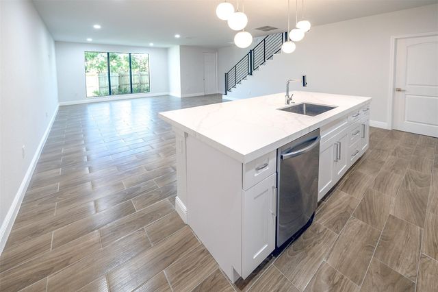 333 NW 41st Street 331, Oakland Park, FL 33309