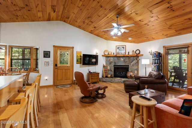 524 Sierra Circle, Murphy, NC 28906