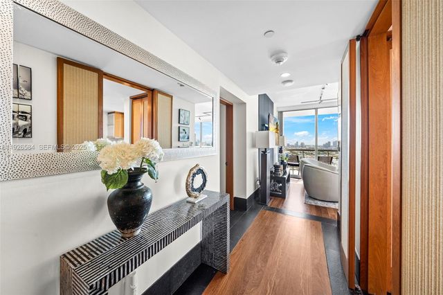 101 20th St 3202, Miami Beach, FL 33139