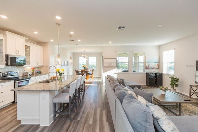 34338 WYNTHORNE PLACE, Wesley Chapel, FL 33545