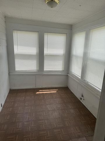 1402 Henry Avenue, Beloit, WI 53511
