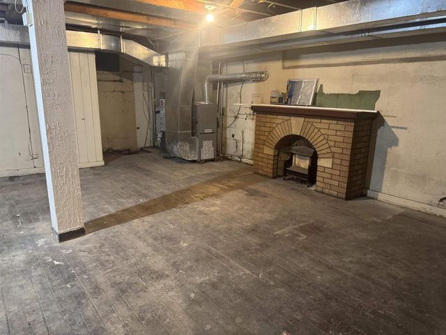 1402 Henry Avenue, Beloit, WI 53511