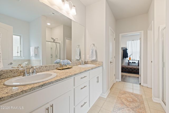 107 Rue Chateau Royal Drive, Youngsville, LA 70592