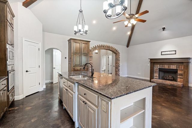 3623 W Bowling Green Place, Fayetteville, AR 72704