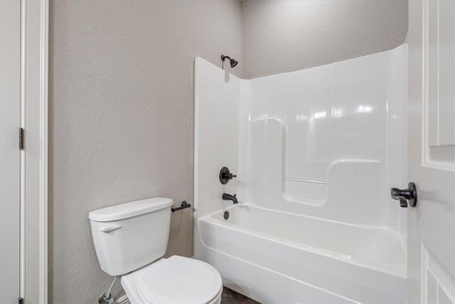 3623 W Bowling Green Place, Fayetteville, AR 72704