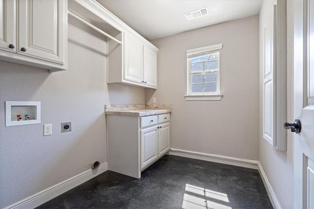 3623 W Bowling Green Place, Fayetteville, AR 72704