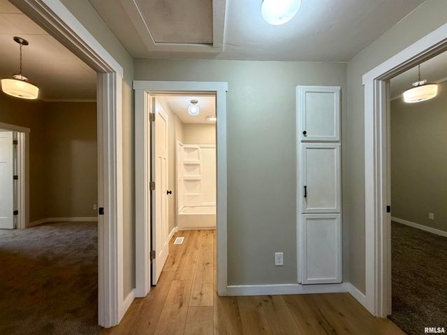 714 W 5TH Street, Johnston City, IL 62951