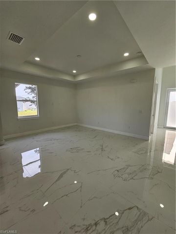 2502 26th ST SW, Lehigh Acres, FL 33976