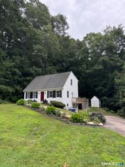 16 Norman Drive, Ledyard, CT 06335