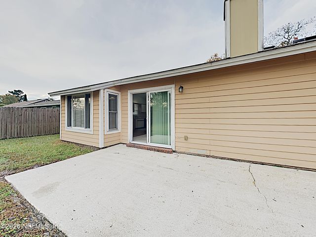 1865 SHANNON LAKE Drive, Middleburg, FL 32068