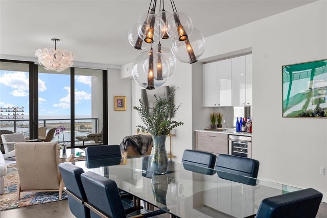 301 1ST. ST. S 1103, St Petersburg, FL 33701