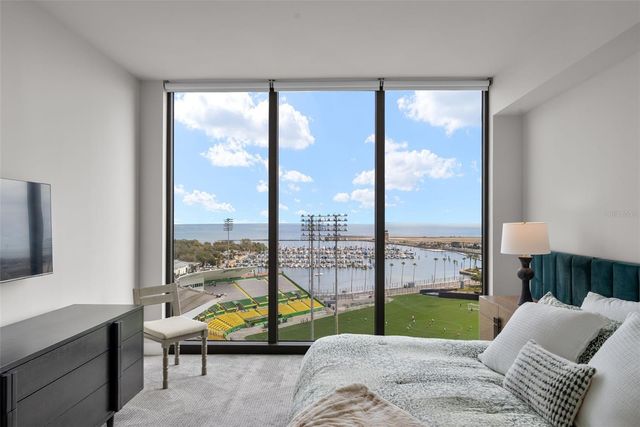 301 1ST. ST. S 1103, St Petersburg, FL 33701