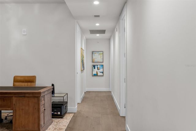 301 1ST. ST. S 1103, St Petersburg, FL 33701