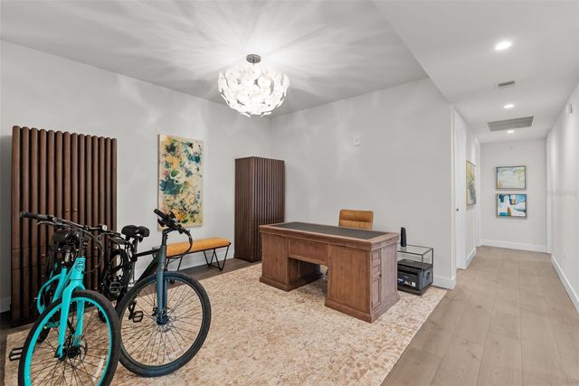 301 1ST. ST. S 1103, St Petersburg, FL 33701