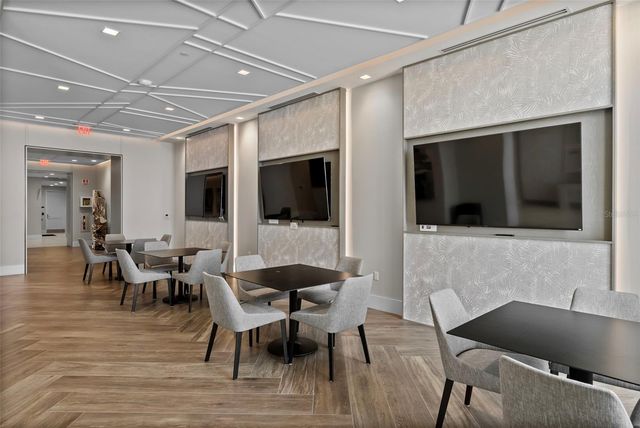 301 1ST. ST. S 1103, St Petersburg, FL 33701