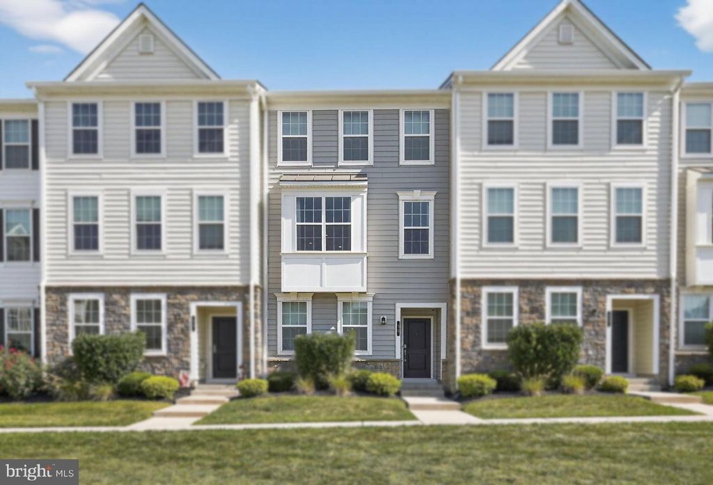 36 JESSOP LN, Hatboro, PA 19040