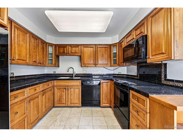 2000 E 12th Ave 4, Denver, CO 80206