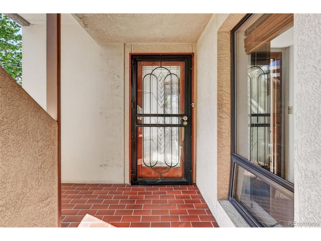 2000 E 12th Ave 4, Denver, CO 80206