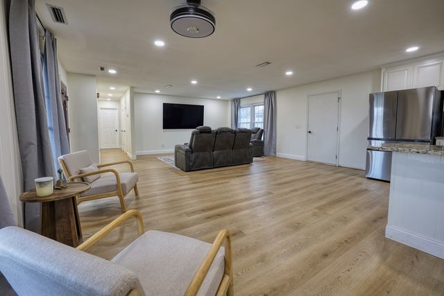 106 Sundale, Dothan, AL 36303