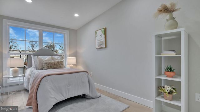417 INGRAHAM ST NW, Washington, DC 20011