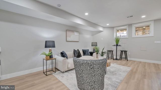 417 INGRAHAM ST NW, Washington, DC 20011