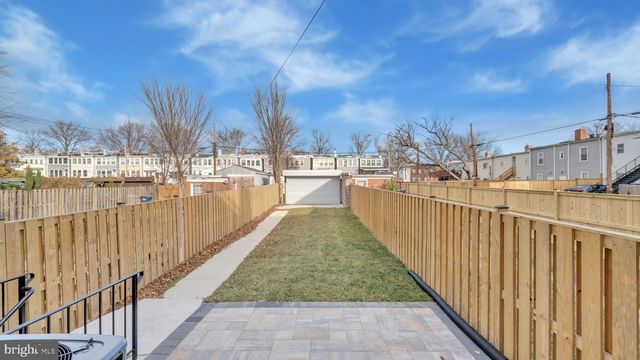 417 INGRAHAM ST NW, Washington, DC 20011