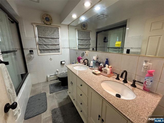 63 Grant Avenue, East Hanover Twp, NJ 07936