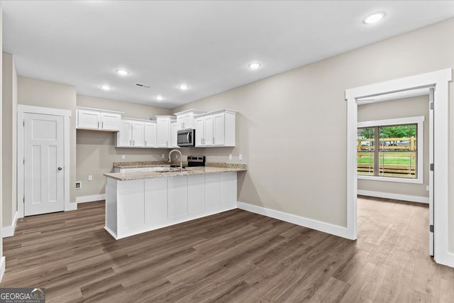 92 Maddox Lane, Chatsworth, GA 30705