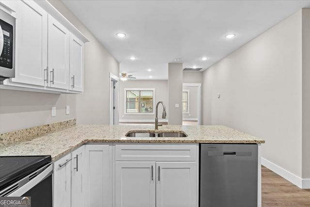 92 Maddox Lane, Chatsworth, GA 30705