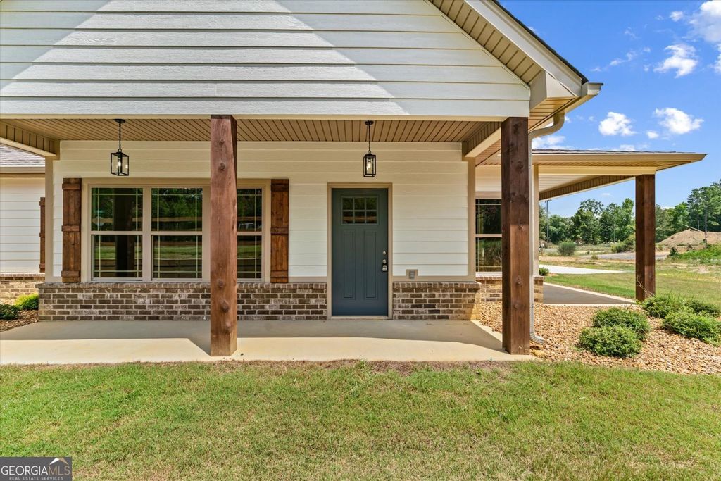 92 Maddox Lane, Chatsworth, GA 30705