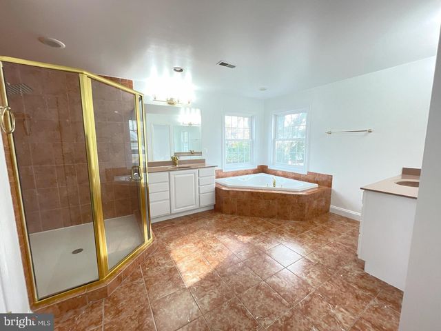 7212 HIGHLAND ST, Springfield, VA 22150