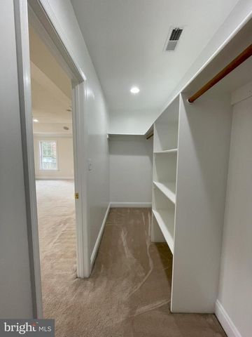 7212 HIGHLAND ST, Springfield, VA 22150