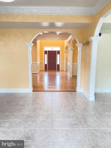 7212 HIGHLAND ST, Springfield, VA 22150