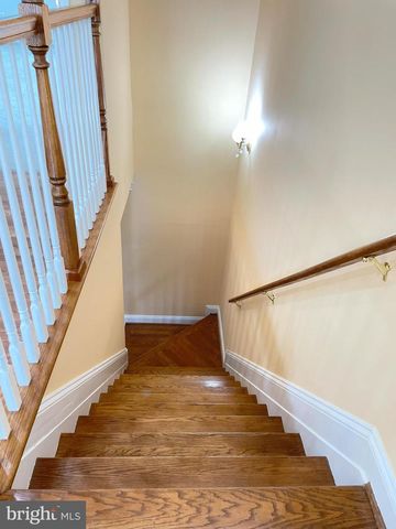 7212 HIGHLAND ST, Springfield, VA 22150