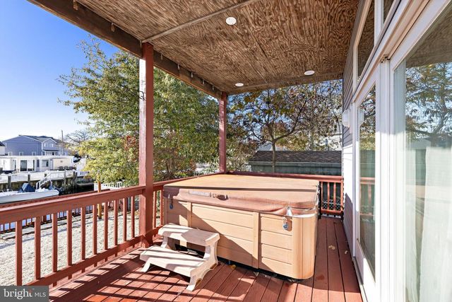 11 BETTY DRIVE, Manahawkin, NJ 08050