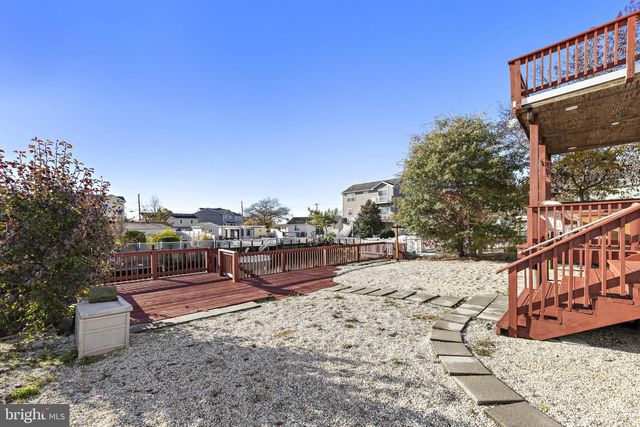 11 BETTY DRIVE, Manahawkin, NJ 08050