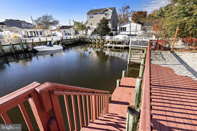 11 BETTY DRIVE, Manahawkin, NJ 08050