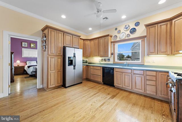 11 BETTY DRIVE, Manahawkin, NJ 08050