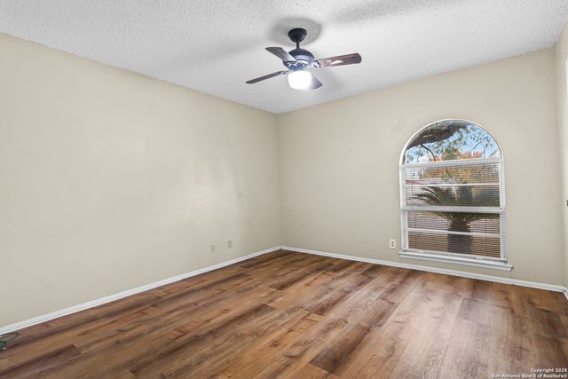 5223 Galacino St, San Antonio, TX 78247