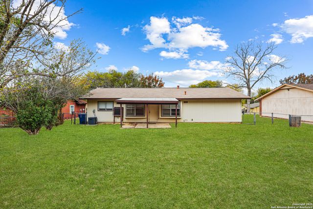 5223 Galacino St, San Antonio, TX 78247